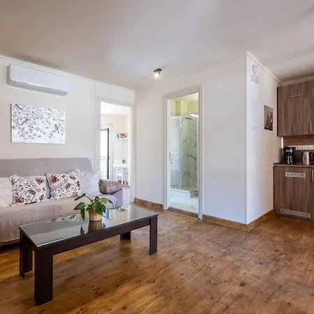 Traditional House Village Βίλα