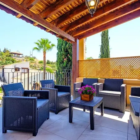 Traditional House Village Βίλα Ayvaryara