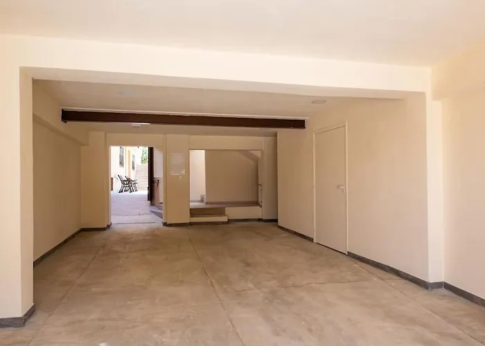 Traditional House Village * Ayvaryara