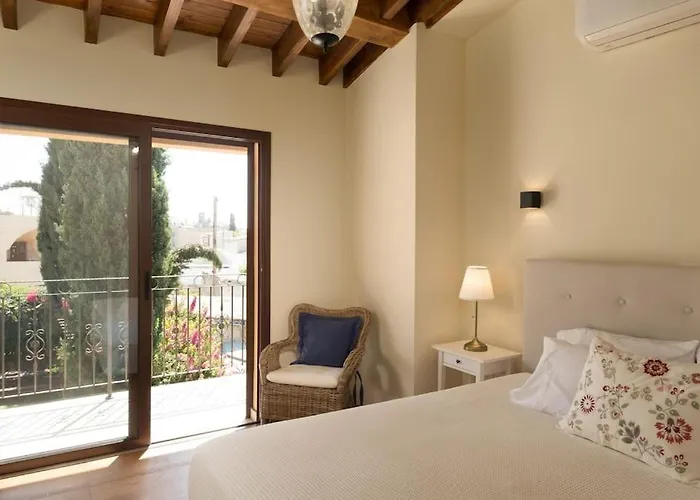 Traditional House Village Ayvaryara